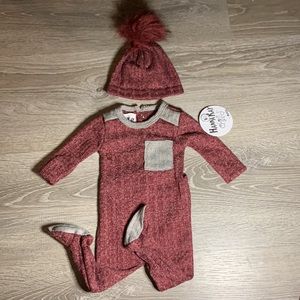 NWT Hanna Kay Newborn Footie and Hat Set